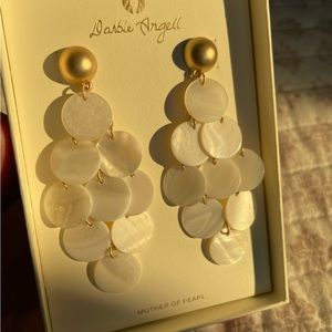 Mother of pearl drop earrings